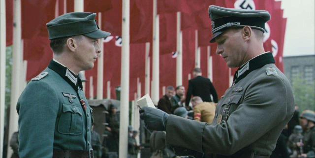 苏联女兵叛国杀害同胞，战后却享受国家优待，30年后被判处死刑