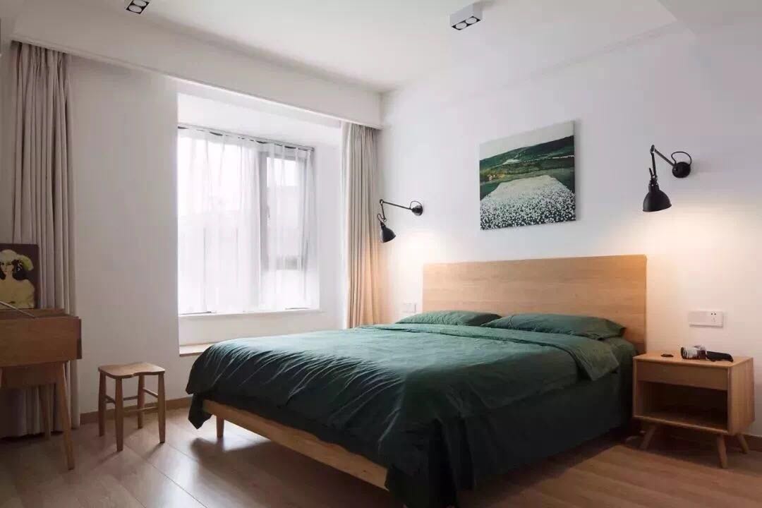 极简原木风三居室