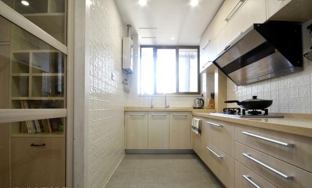 多年装修工头笔记曝光，厨房装修原来要注意这7点，涨知识了!