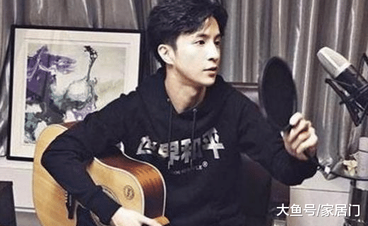 带你看看薛之谦住的豪宅，窗外就是黄浦江，居住环境真心好