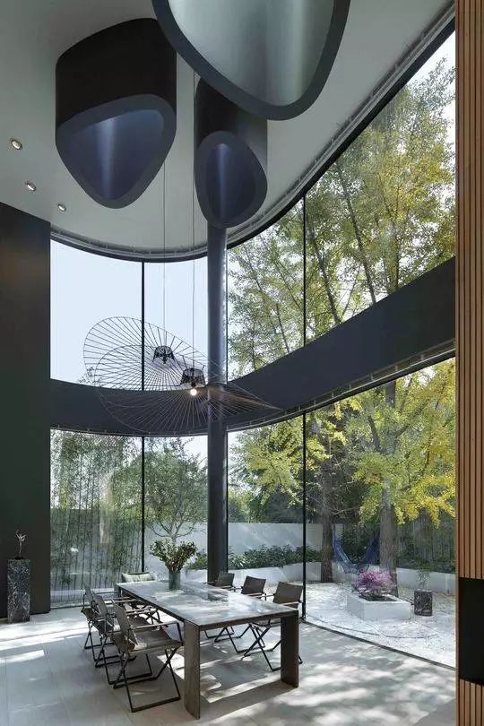 探访“江一燕违建别墅”小区，疑似仍有别墅在改建