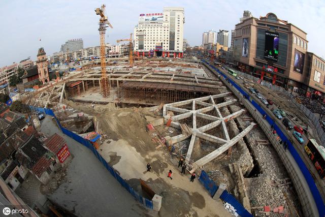 地价7年以来首次下跌，释放了什么楼市信号？