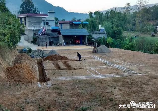 云南农村建房子，准备搬进新房子，干了一件令人害怕的事！