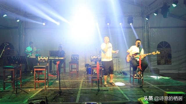 京城媒体大咖组团向海，《东戴河环游记》圆满杀青