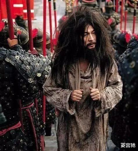 同是演乞丐,安以轩头上有菜叶,星爷头发打结,杨颖偶像包袱太重