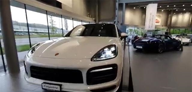 外观真的很迷人！2020款保时捷卡宴Coupe实拍！