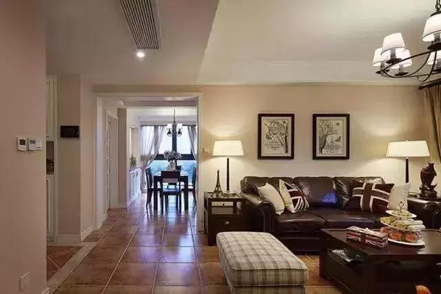 浪漫温馨的现代美式三居，格局简单大方，玄关柜好出彩