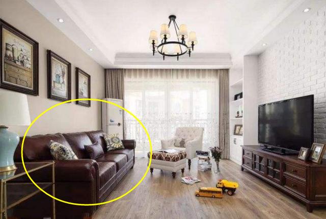 如果你不经常打扫卫生，客厅沙发切记要这样选，能省不少工夫