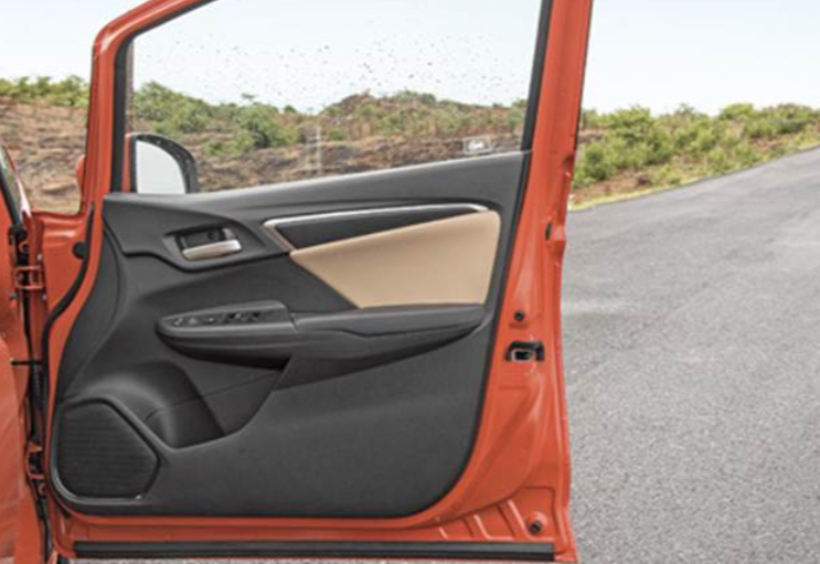 本田爵士：外观设计简约