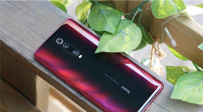 真当荣耀没脾气？麒麟980降成千元机，网友：红米跟不跟？