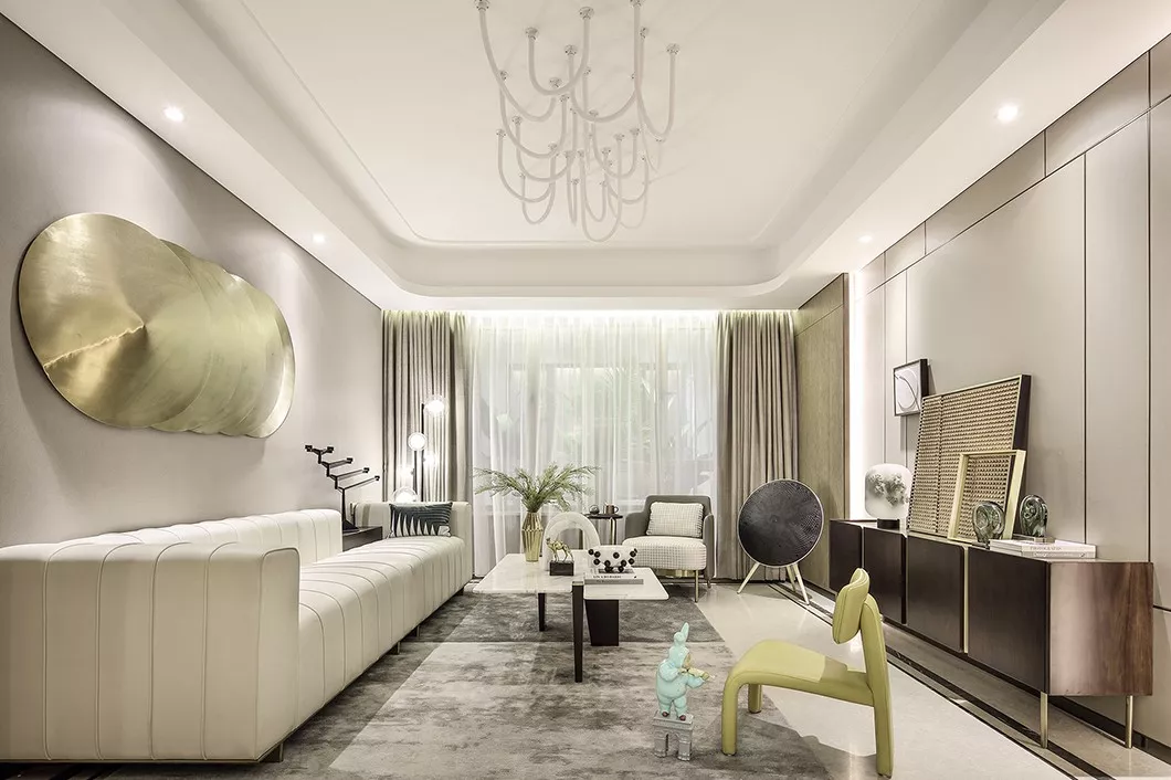 轻奢，符合年轻人的潮流审美！