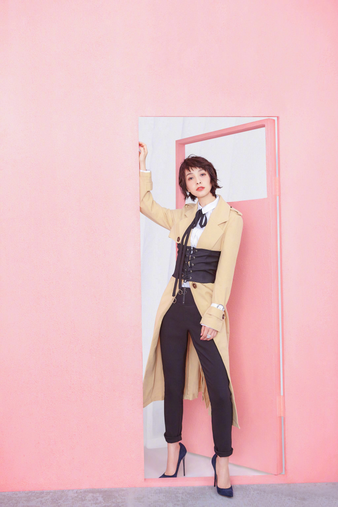 这一次吴昕饰演的腹黑御姐真的是气质强大，有立体感