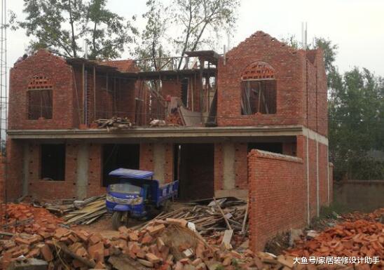 反哺父母养育之恩, 花15万替父母自建两层小洋房, 邻居都说物超所值