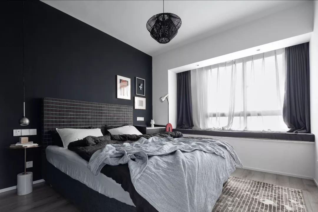 98m2黑白灰三居室，年轻人喜欢的时尚简约风！
