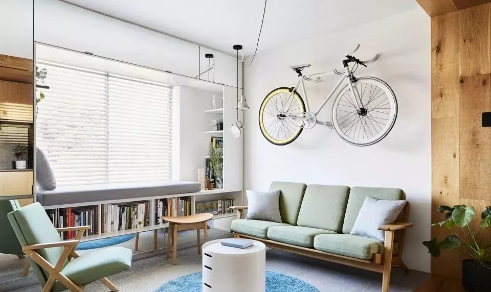 35平的原木风小户型公寓，变形家具让小房子更实用