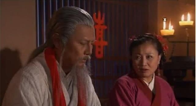 姜子牙封前妻为“扫帚星”，却忘了封结义兄弟成神，仅赏赐千金