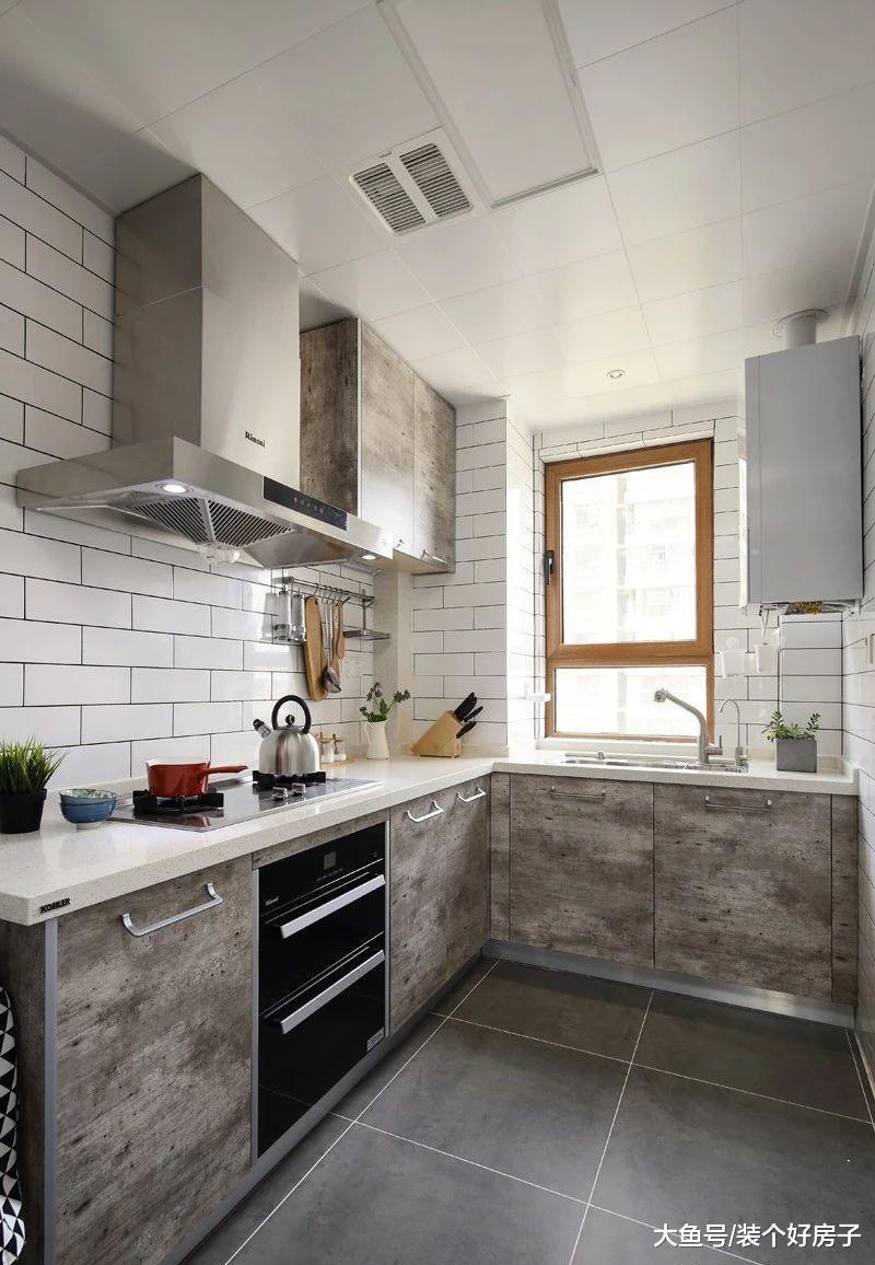 她只靠软装打造140㎡高级感的家, 美貌舒适又省钱!