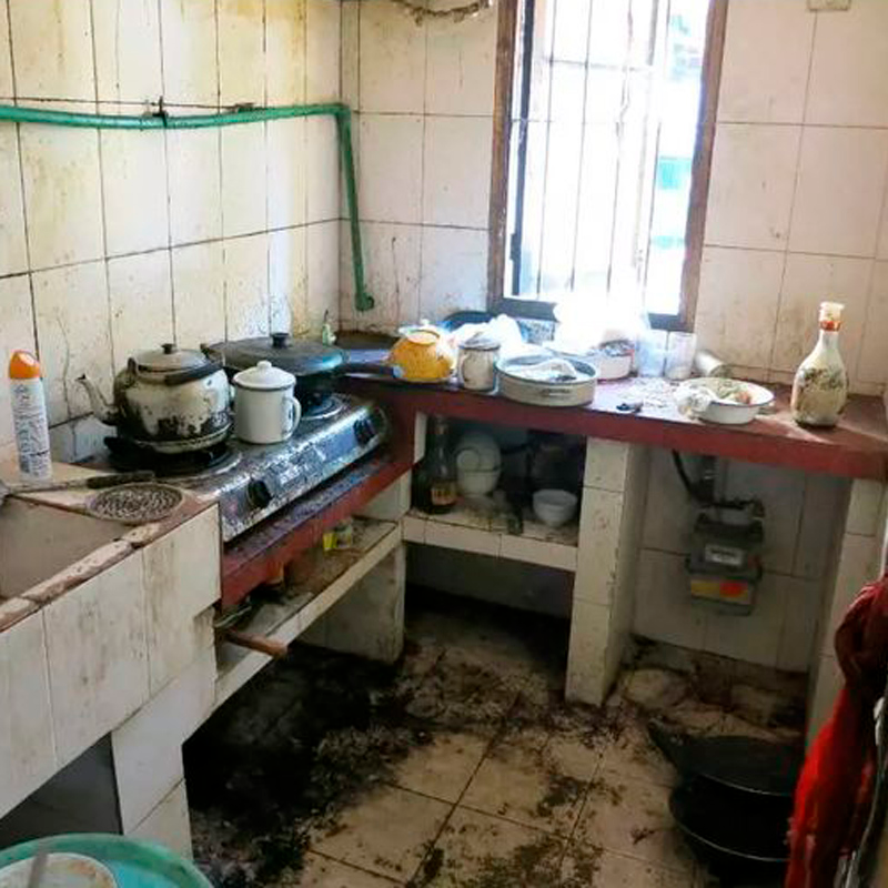 小姨来我家住了三天，厨房大变样，那叫一个干净，拍给大伙看看