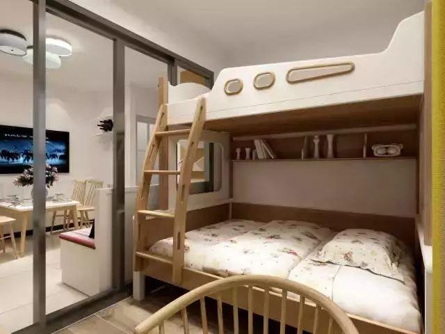 55平的小户型，居然还能挤出三间房，客餐厅放一起效果不错！