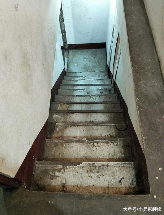 看看老公花600租的烂房子，又脏又破像公厕，估计你看了都害怕！