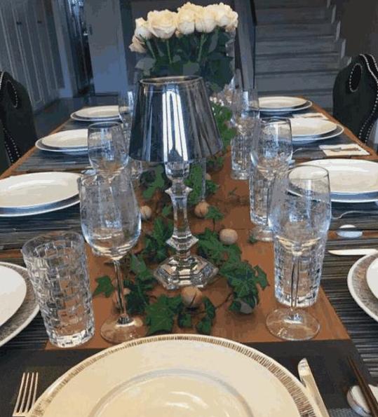 带你看看王琳住的豪宅，卧室装修很压抑，房子面积很大