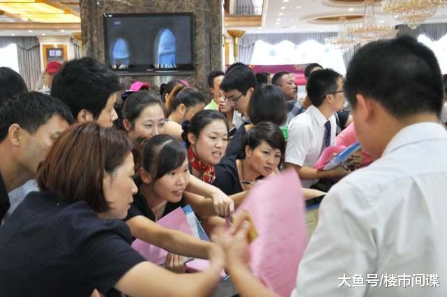 住房空置率高达21.4%，房价还会暴涨？一小学老师一语道破