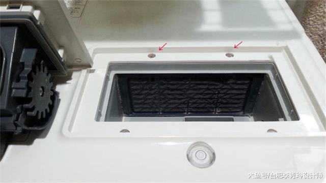 洗衣机内这个要经常拆下来，我家用了5年没拆洗过，洗衣服不脱水