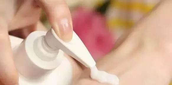 日本人把“垃圾货”买到断货，日本网友：那么好用为什么中国人不用？