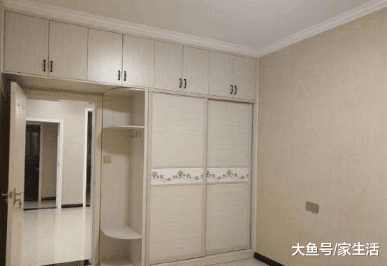为什么衣柜万万不要这样装？浪费钱又没作用，还好知道早了