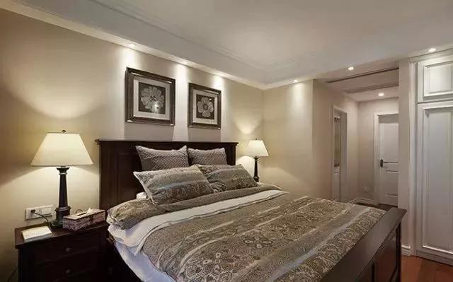 现代美式三居装修，简单大方的格调设计，玄关柜也是超漂亮的！