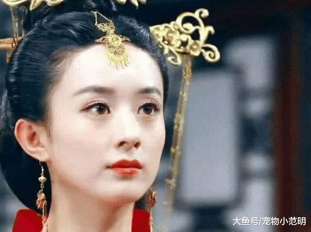 喜欢化浓妆的女孩儿，如果你脸上有这三个特征，赶紧卸掉你的浓妆吧！