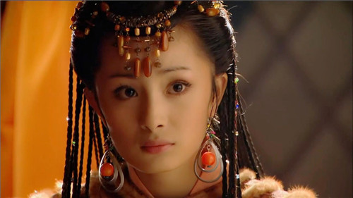 宫女变公主，远嫁父子两人，为汉朝续命三百年