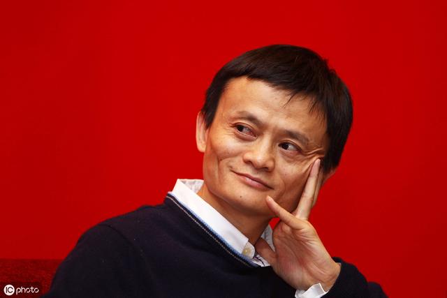 买房“赚钱”时代过去，未来10年最造富的是这个，李嘉诚早已暗示