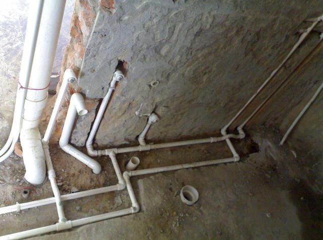 为什么水管不用铝塑管而用热熔管？师傅这样一分析，我总算明白了