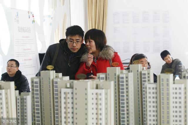 三四线城市房价过万，房子全被这三种人买走了！