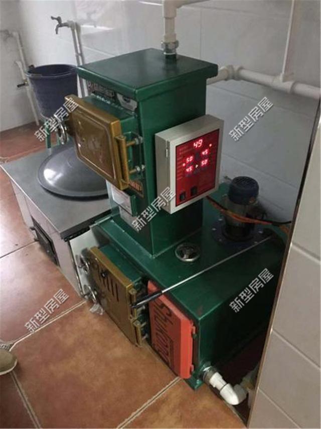 地暖上铺木地板等于慢性自杀? 听专家分析完, 真后悔我家选错了