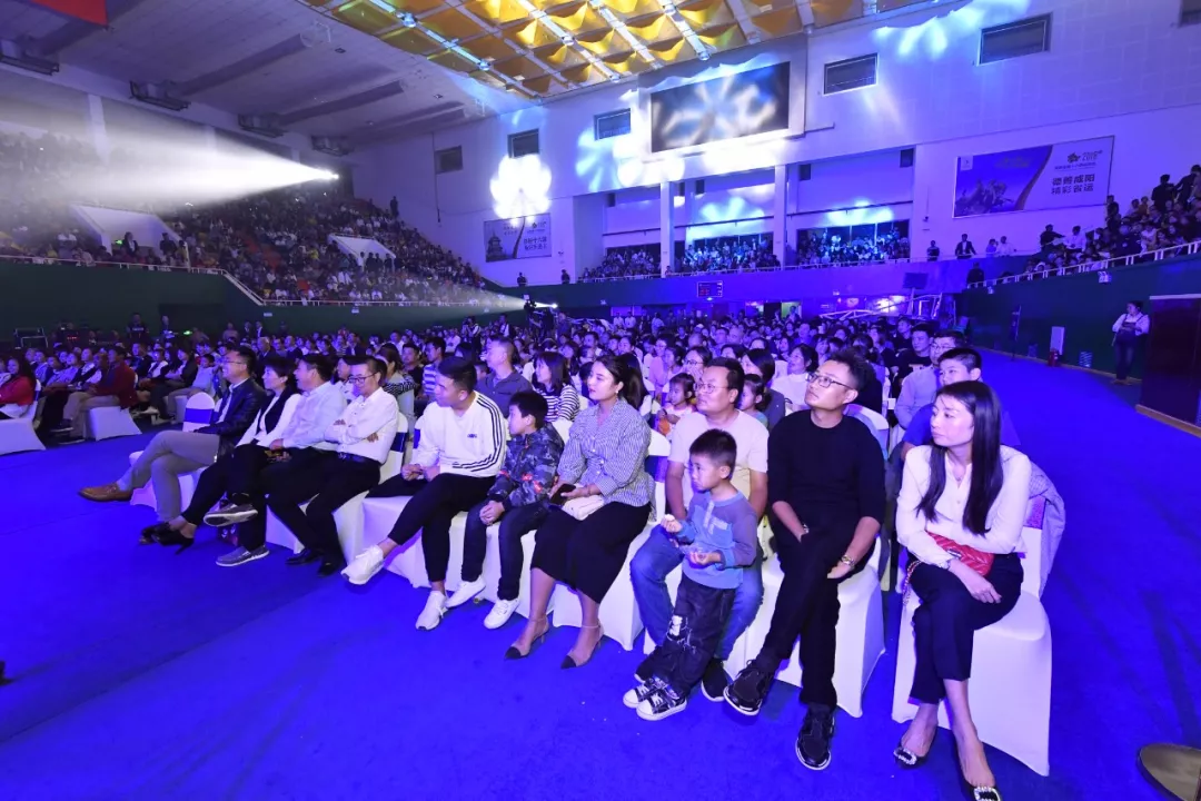 震撼 | 引爆全城！“玺园惊天魔力show”大型魔术盛宴震撼落幕！