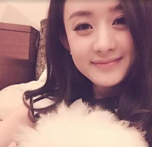 赵丽颖晒出自己住的豪宅，看得出冯绍峰很爱她，布置像个童话世界