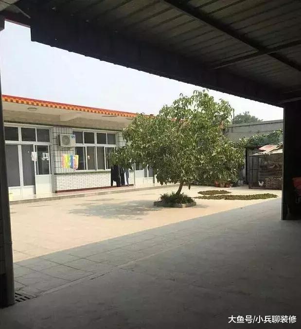 晒晒农村婚房，结婚3年才住30天，最不能接受的就是厕所！