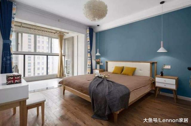 家里装修别再贴瓷砖了，现在都流行装这种代替，美观又实用