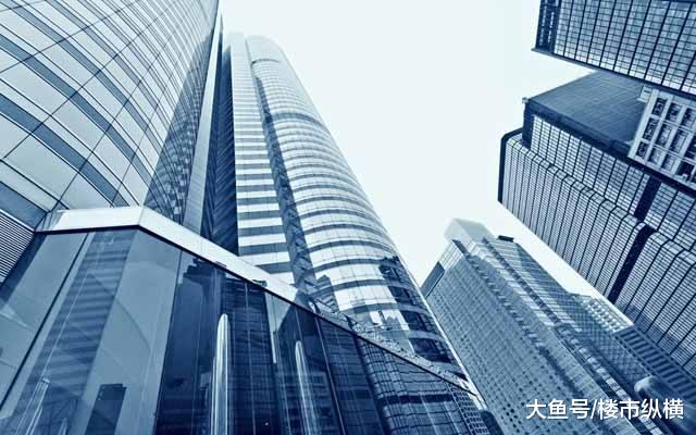 自己的房子，想住几人住几人，为何自己买的车位，不能停多辆车？