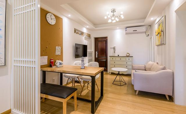 去掉公摊95平新房装修，砸掉阳台改步入式，空间又大又明亮