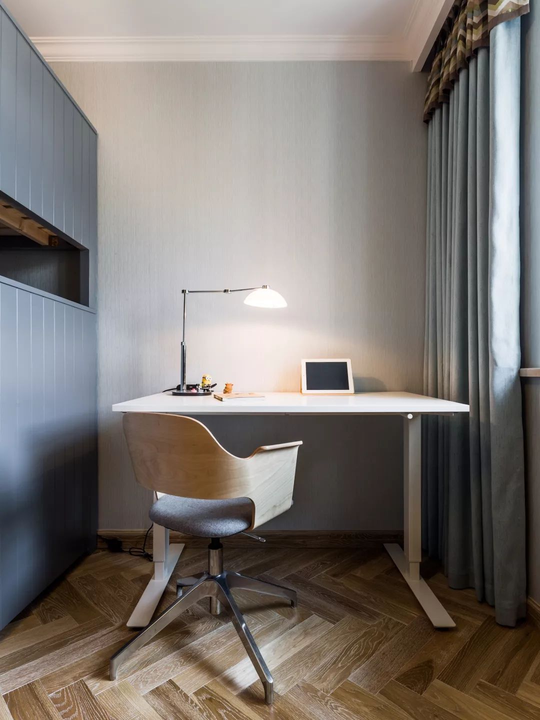 63㎡现代简约，老破小空间，改成实用小二房