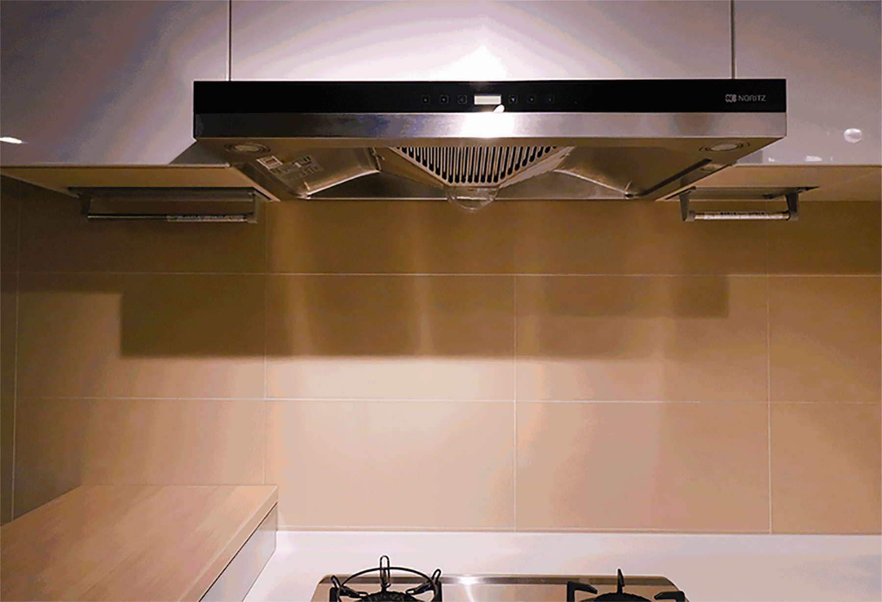 看完日本厨房，发现根本不懂装修！橱柜下还藏3辆小推车，佩服！