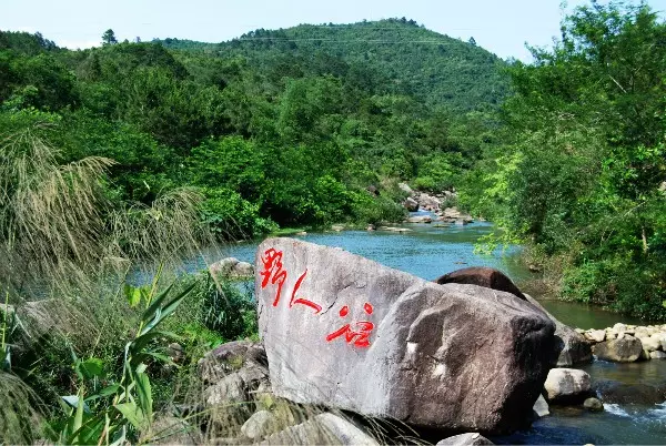 谁都别拦我，这个五一除了防城港我哪都不去！