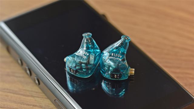 4单元做出了10单元的感觉——简评OpenAudio MARIJUANA耳机