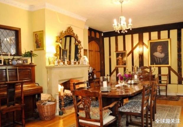 哈利·波特六居室被诅咒？房主绝望降价45万 粉丝蜂拥却无人买房