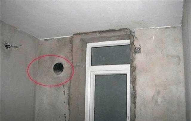 越来越多人在卫生间开个小孔, 太聪明了, 连老师傅都赞!