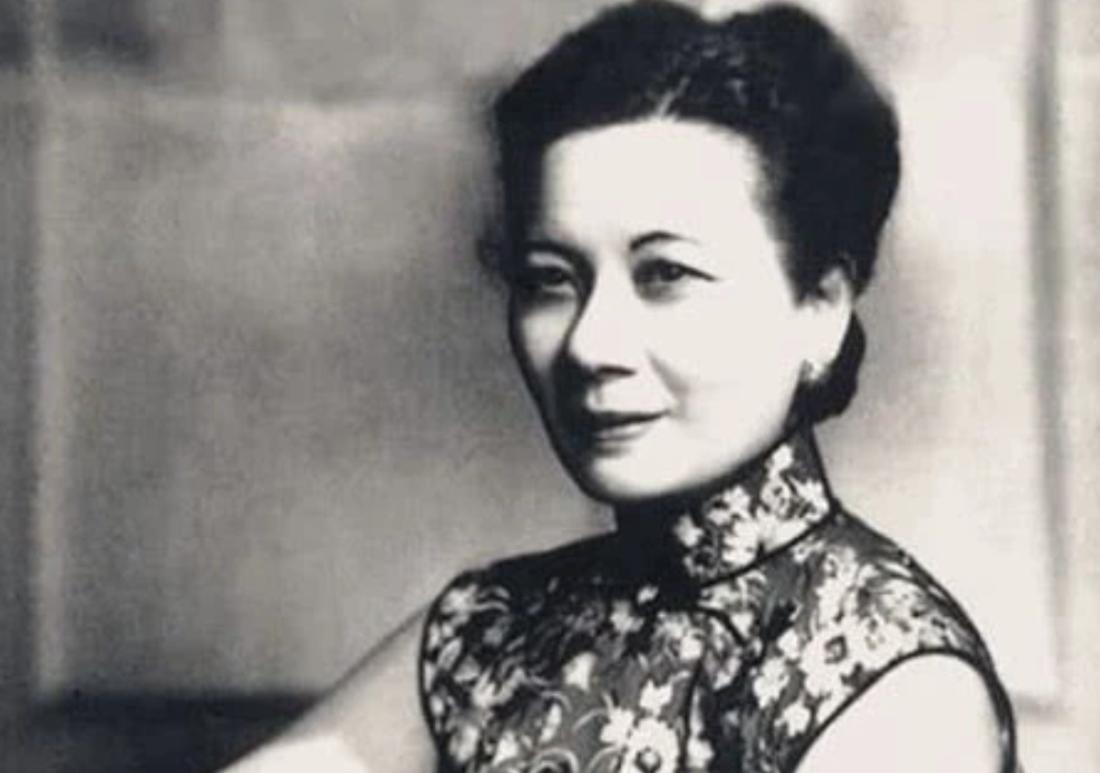 宋美龄百岁高龄，睡觉前的一习惯，让清洁人员万分无奈