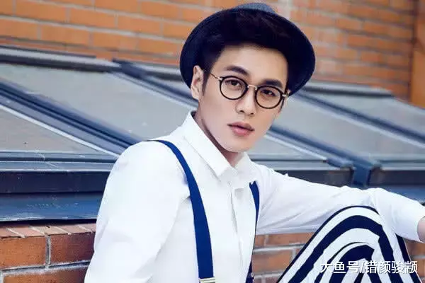 名字经常被叫错的4位明星，她都没念对过，而他则是叫错20年！